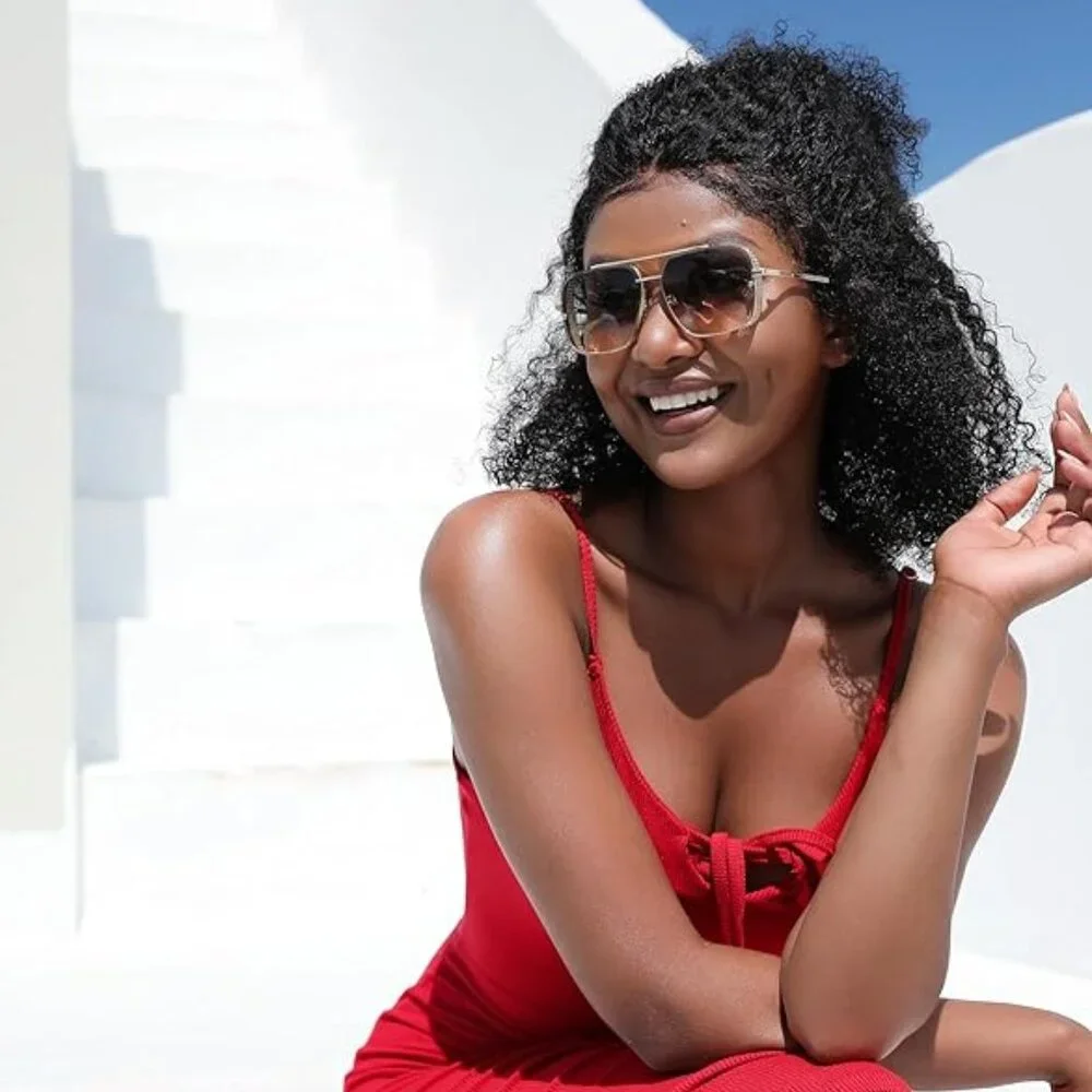 Trendy metal woman's sunglasses
